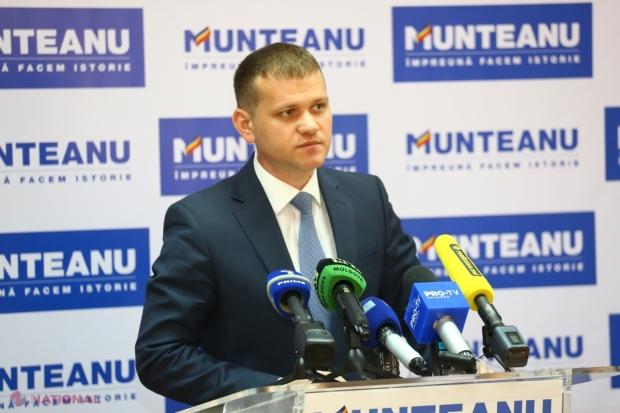Liberalul Munteanu critică inițiativa lui Plahotniuc de a desfășura ședințe de Guvern în raioanele republicii: „De mână cu candidatul PD pentru funcția de deputat în acea circumscripție”