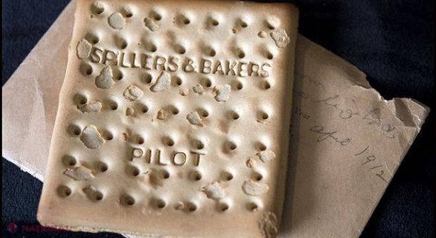 ULUITOR // Pentru ce sumă a fost vândut „cel mai scump biscuit” din lume, provenit de pe Titanic