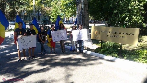 Mesaj pentru SIS: „Scăpați de VI-RUȘI”