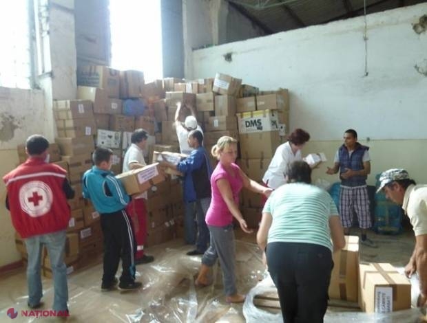 Anticorpi de șoarece, cearșafuri și bastoane. Ce ajutoare umanitare au fost trimise în R. Moldova anul trecut?