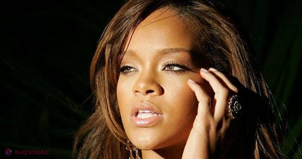 FOTO // Rihanna a fost dată afară dintr-o MOSCHEE! Află motivul