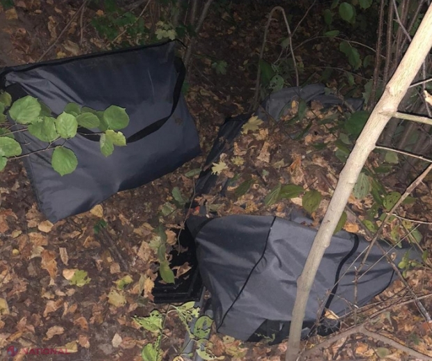 Polițiștii de frontieră din R. Moldova și România au prins în flagrant delict mai multe persoane care treceau cu barca peste Prut țigări de contrabandă: Un ins, împușcat în cap, după ce a acroșat intenționat un om al legii