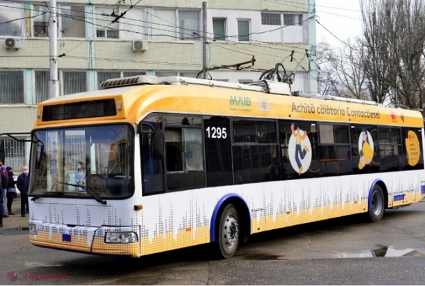 Achitarea cu CARDUL a călătoriilor cu 110 troleibuze și autobuze din Chișinău: Cum funcționează sistemul de tichetare electronică lansat astăzi