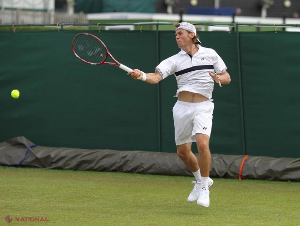 US OPEN // Radu Albot l-a făcut să transpire pe Gilles Simon