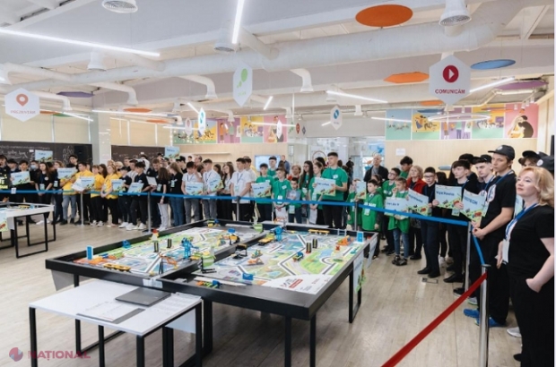 Robot autonom care rezolvă, în doar două minute și jumătate, 16 misiuni, creat de elevi din R. Moldova: 18 echipe au fost promovate în finala FIRST LEGO League Moldova 2022