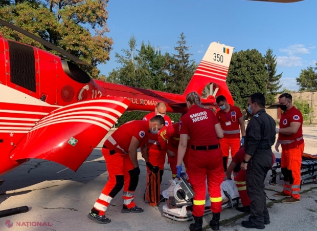 VIDEO // Un elicopter SMURD de la Iași a preluat un pacient de la Bălți și l-a transportat în România pentru a-i fi acordate îngrijiri medicale
