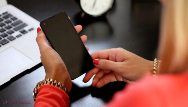 Serviciile secrete le recomandă cetăţenilor să NU cumpere smartphone-uri de la o marcă de top. Iată motivul