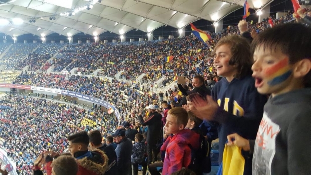 FOTO // Ce au putut scrie norvegienii despre cei 27.000 de copii de pe Național Arena: „Sunete asurzitoare,TRIBALE la București. Atmosferă haotică”