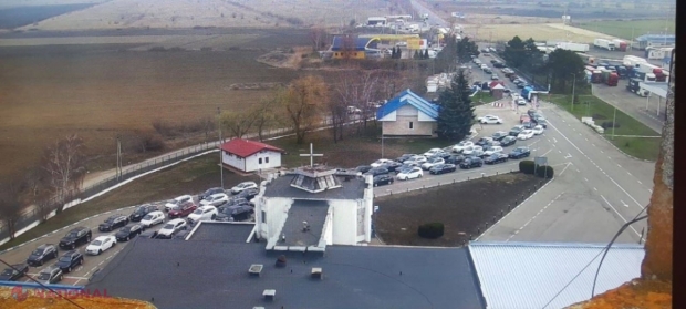 FOTO // Organele de drept au INTERZIS accesul în R. Moldova pentru 48 de persoane în ultimele 24 de ore. Cozi imense la trecerea frontierei de stat