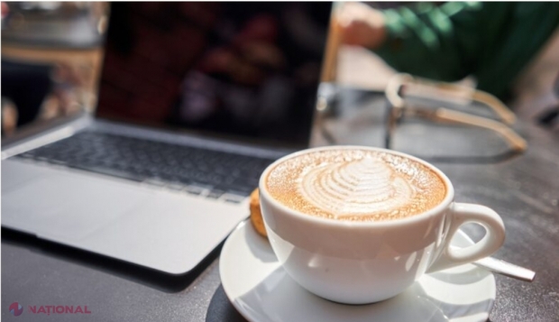 Ce să pui în cafeaua de dimineață ca să arzi grăsimi mai rapid. Iată principalele beneficii ale acestui ingredient secret