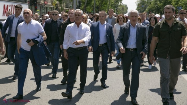 Mâna dreaptă a lui Vlad Plahotniuc, Constantin Botnari, poate rămâne fără MANDATUL de deputat. Filip: „​Nu văd sensul unui deputat care nu frecventează ședințele Parlamentului