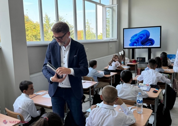 FOTO // Un liceu din Ceadâr-Lunga a inaugurat PRIMA clasă de a V-a cu predare în Limba ROMÂNĂ: „Au ales să studieze în limba română pentru a avea acces la o educație de calitate, precum și la o piață a muncii mai ofertantă”