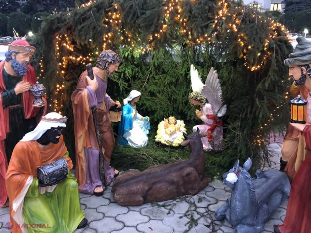 FOTO // O compoziție de Crăciun cu nașterea lui Isus Hristos a fost VANDALIZATĂ la Dondușeni. Răufăcătorii au tăbărât în mod BARBAR și au distrus tot
