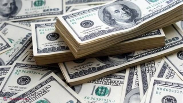 Veste rea pentru care au făcut economii în dolari