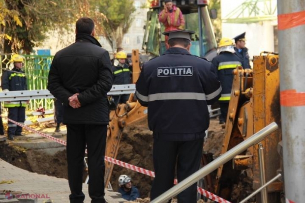 FOTO // Cine este bărbatul peste care s-a prăbușit astăzi un mal în centrul capitalei