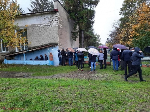 FOTO // PAS reclamă MII de cazuri de TRANSPORT ORGANIZAT pentru alegătorii din regiunea transnistreană