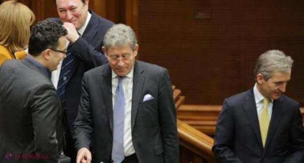 Mihai Ghimpu a mai trimis o scrisoare: De această dată îl vizează pe Iurie Leancă. Reacția fostului premier