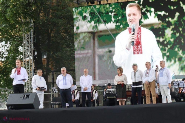 Absolvenții USM, care au purtat cu MÂNDRIE portul tradițional românesc, premiați de DRRM: Adrian Dupu: