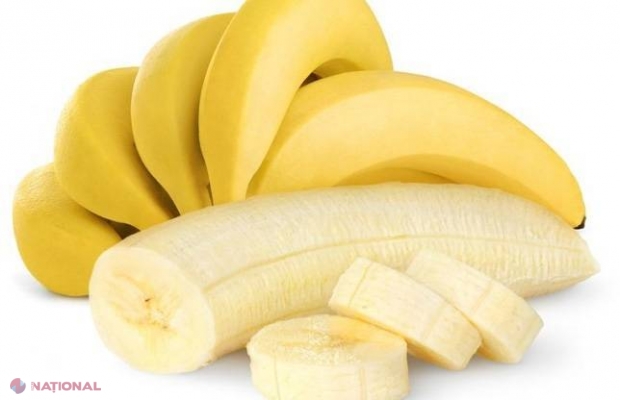 Mâini crăpate, TRATATE cu banană