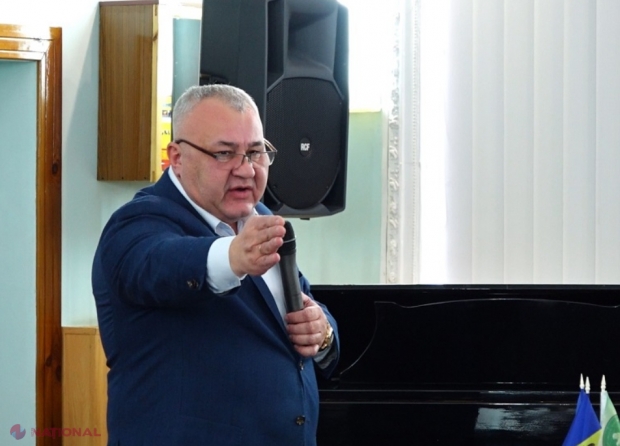 Primarul de Bălți așteaptă ca PAS să REPARE drumurile din orașul pe care îl conduce. Edilul nu este deloc însistent în atragerea investiților în Bălți, dar aduce ACUZAȚII guvernării