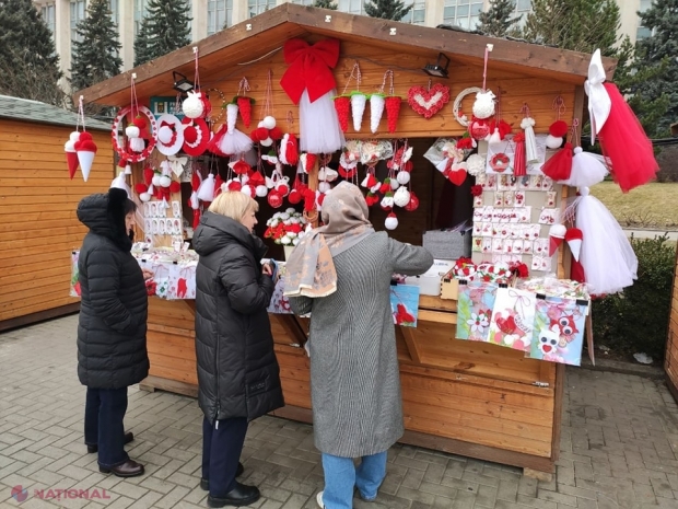 8 Martie // Femeile din R. Moldova: Mai instruite, dar mai prost plătite și mai puține în posturi de conducere comparativ cu bărbații