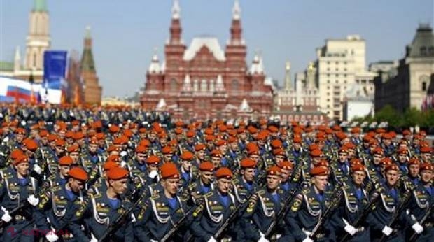 Putin adună ARMATA. Sute de mii de ruși sunt chemați la ARME