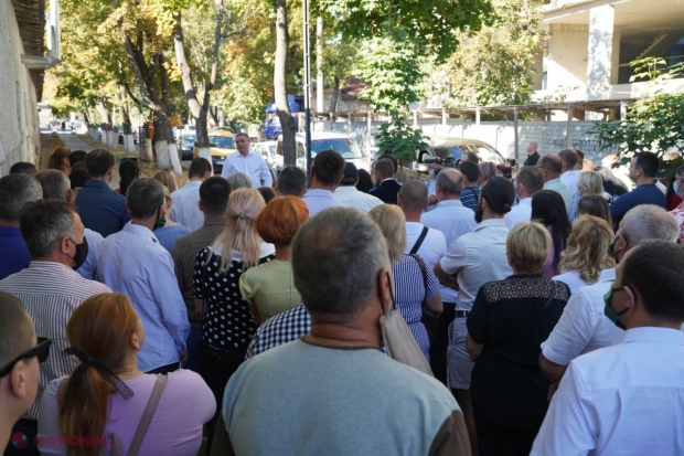 Renato Usatîi, desemnat OFICIAL candidat al „Partidului Nostru” la alegerile prezidențiale. Formațiunea a înregistrat la CEC grupul de inițiativă pentru colectarea semnăturilor