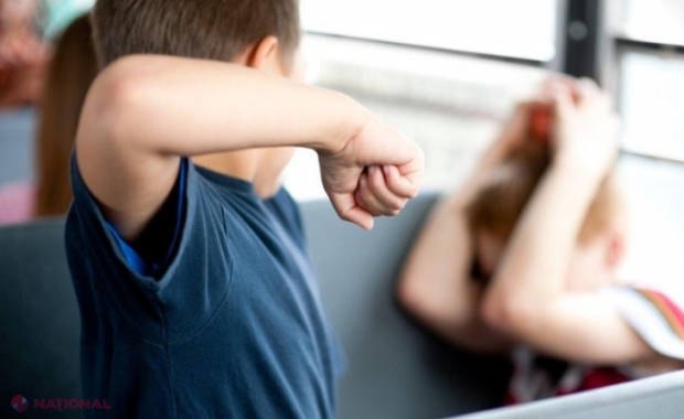 NOU // Recompense pentru elevii cu rezultate bune la școală și sancțiuni pentru cei care vor comite abateri în mediul școlar, inclusiv fapte de violență