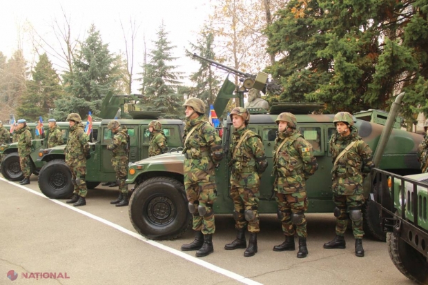 Reportaj FOTO // Tehnică MILITARĂ americană, în Chișinău