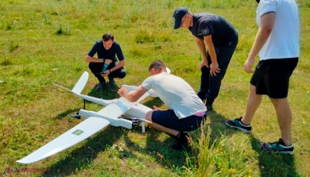 VIDEO // Încă 10 angajați ai Poliției de Frontieră au învățat să mânuiască DRONE