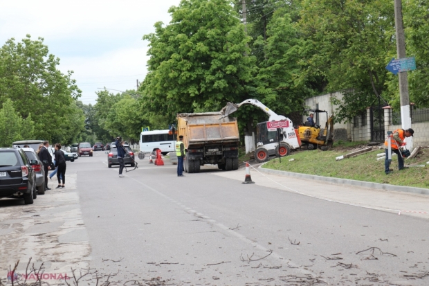 FOTO // În municipiul Orhei continuă RENOVAREA la scară largă a drumurilor: „Ca și restul lucrărilor de renovare a infrastructurii rutiere, facem aceste lucrări din surse proprii”