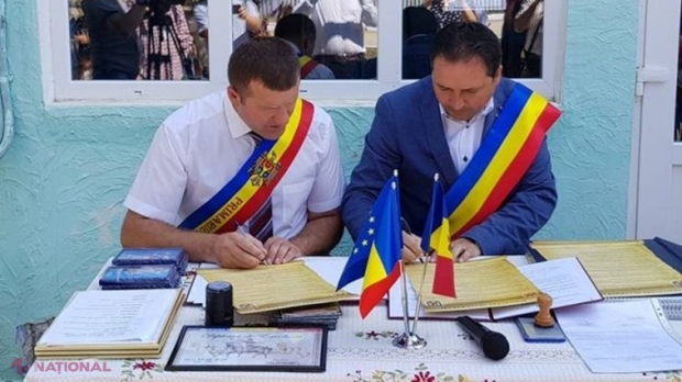 „Hai să dăm mână cu mână”: Primăriile din R. Moldova, încurajate să încheie acorduri de ÎNFRĂȚIRE cu administrațiile publice locale din România