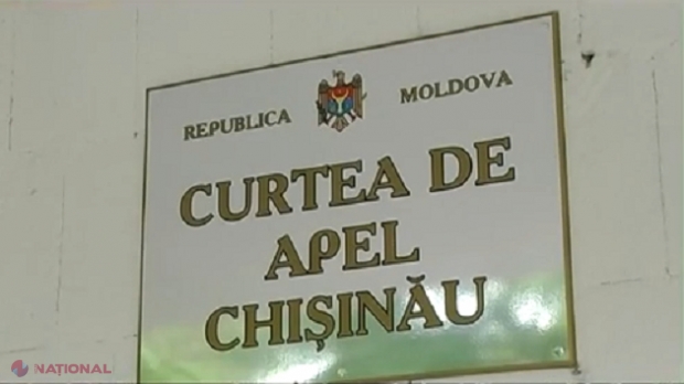 Judecătoarea de la Chișinău, prinsă în momentul în care lua MITĂ, la libertate: Colegii ei nu vor să o plaseze în arest preventiv, așa cum solicită procurorii 