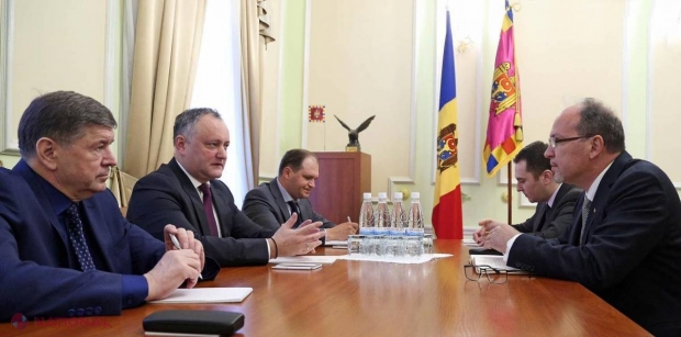 După ce a fluturat la Moscova harta Moldovei istorice, Dodon s-a întâlnit cu Ambasadorul României la Chișinău: „O țară mică trebuie să facă o diplomație mare”