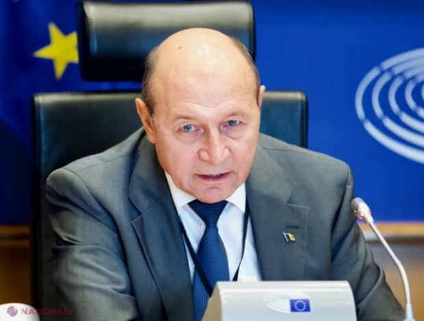 Traian Băsescu insistă: „Testați MASIV populația! Faceți zilnic câte 10 - 15 mii de teste. 15 mai e prea devreme, riscant, pentru relaxarea măsurilor”