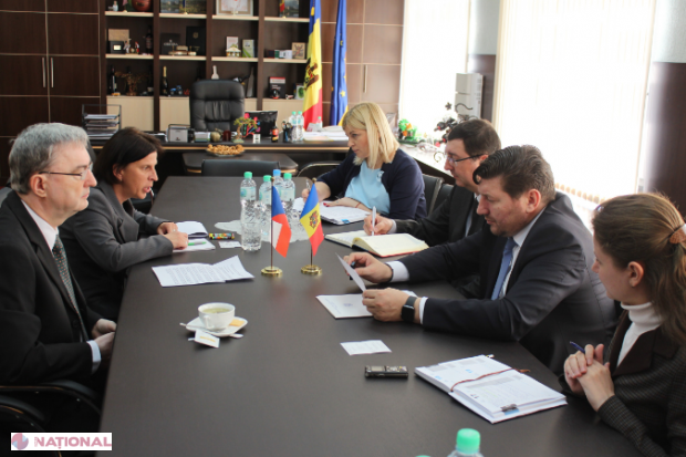 Un prim-ministru din UE va veni la Chișinău. Va fi semnat un memorandum