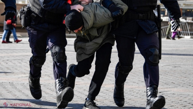 Peste 16 000 de ruși au fost încarcerați de regimul Putin pentru că au protestat împotriva războiului din Ucraina  