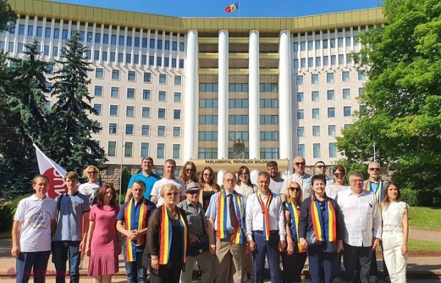 ZI de DOLIU NAȚIONAL // PUN cere înființarea unei Comisii pentru investigarea Crimelor Comunismului. Octavian Țîcu: „Suntem în 81 de ani de înstrăinare, iar 51 au fost anii comunismului” 