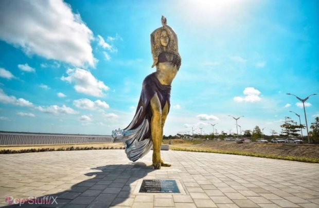 Shakira, statuie în orașul său natal 