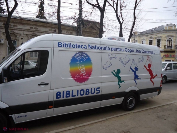 Bibliobusul trece Nistrul. Ce EVENIMENTE vor fi organizate într-un sat din Transnistria