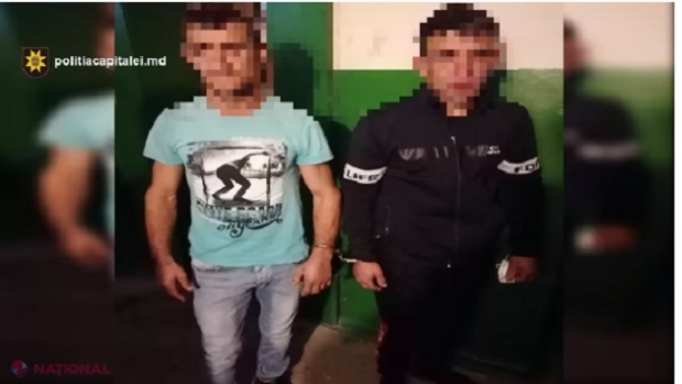 VIDEO // Cinci inși au tăbărât peste doi tineri în casa lor din Chișinău și i-au luat la bătut: Victimele au recunoscut unul din atacatori, care au plecat de la fața locului cu o geantă cu haine