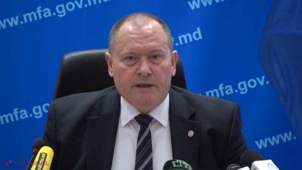 VIDEO // În rol de ministru de Externe al Federației Ruse? Aureliu Ciocoi e convins că armata rusă, staționată ilegal pe teritoriul R. Moldova, a intervenit în 1992 pentru a „opri vărsările de sânge”
