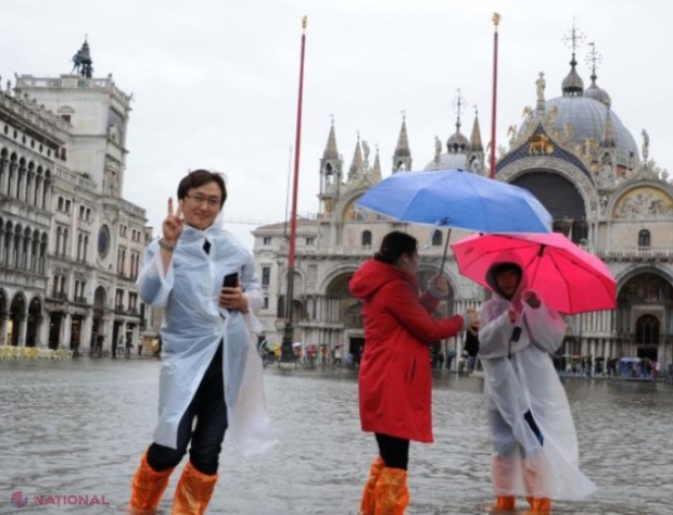 DEZASTRU la Veneția. Orașul este complet inundat după ce mareea a ajuns la un vârf istoric de 1,87 metri