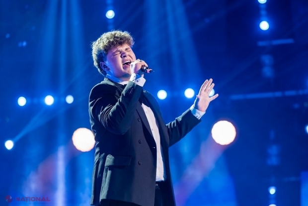 VIDEO // Singurul concurent din semifinala „Vocii României”, originar din R. Moldova: Oleg Spînu vrea să ajungă astăzi în finala concursului. „Am pregătit o piesă de suflet foarte frumoasă, e ceva bombă”