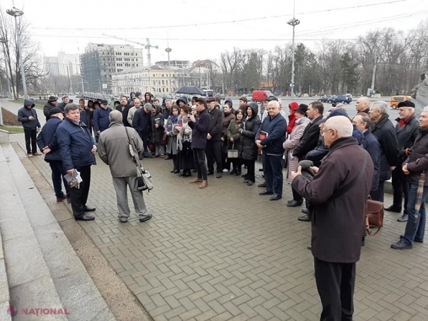 Intelectualii din R. Moldova, primul pas spre o REVOLTĂ masivă împotriva tentativelor Guvernului de a lichida identitatea noastră națională: „Suntem în plină restaurație sovietică”