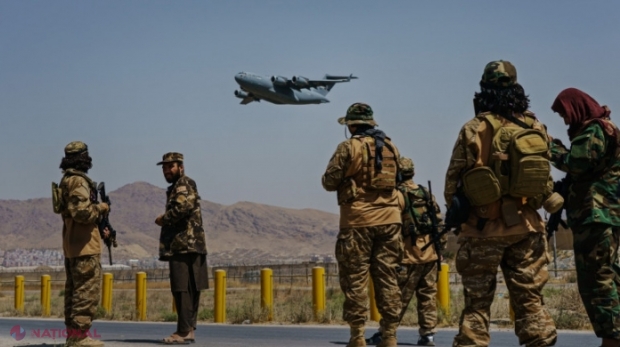 Kabul, ținta unui nou atac: Cinci rachete au fost trase spre aeroport, cu mai puțin de 48 de ore înainte de retragerea SUA