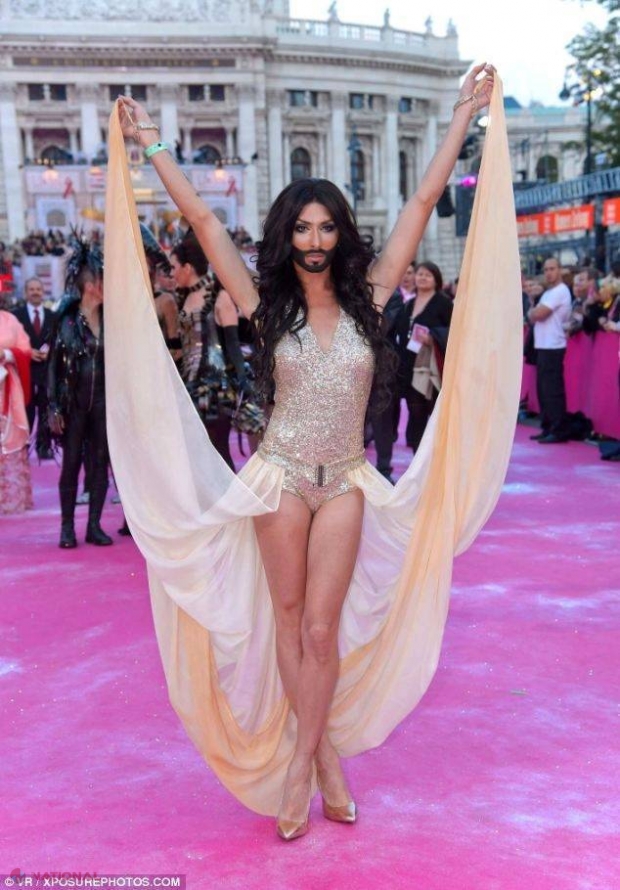 „Daily Mail”: Conchita Wurst va câștiga 30 de milioane de dolari în urma Eurovisionului!