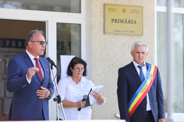 FOTO // România și Germania continuă să MODERNIZEZE infrastructura din R. Moldova. În satul Roșu a fost dat în exploatare sistem centralizat de CANALIZARE, care a costat aproape 1 000 000 de euro