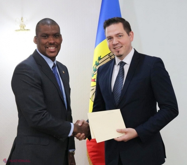 VIDEO // Noul Ambasador al SUA în R. Moldova i-a prezentat copiile scrisorilor de acreditare ministrului de Externe