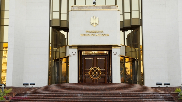 Unsprezece candidați la funcția de președinte al R. Moldova